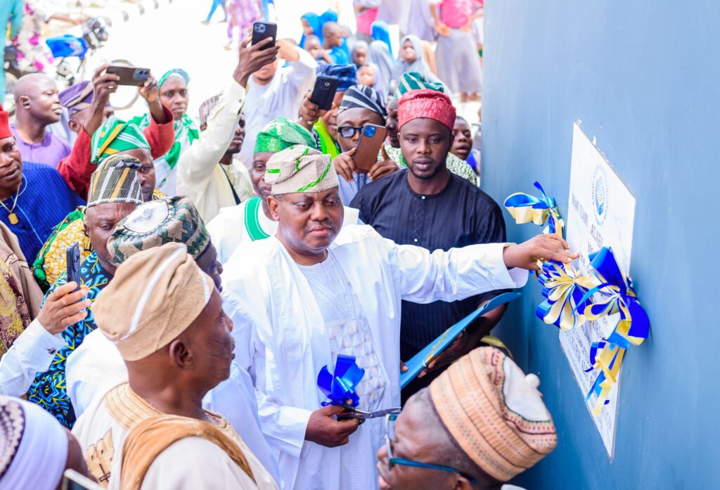 AAF officially commissioned the Imam Tijani Alabi Mosque in Ede, Osun State.